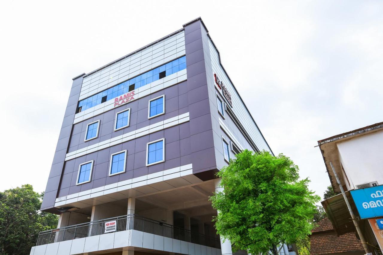 Hotel Oyo Ramis Residency Kannur Exterior foto